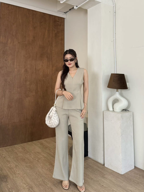 V-Neck Sleeveless Vest With Trousers sets